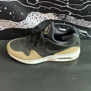 Air max hotsell prime black gold